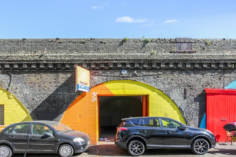 Ridgeway Rd, London en alquiler - Foto del edificio - Imagen 3 de 4