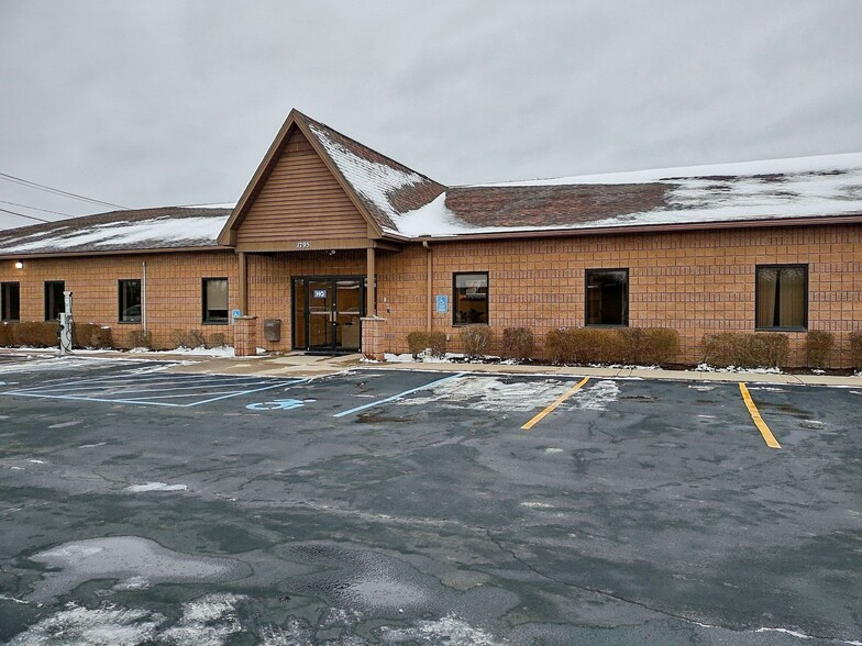 1795 Baseline Rd, Grand Island, NY en alquiler - Foto del edificio - Imagen 2 de 8