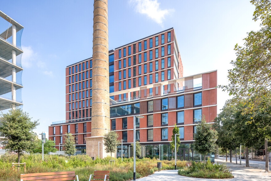 Carrer de Cristóbal de Moura, 115-125, Barcelona, Barcelona en alquiler - Foto del edificio - Imagen 3 de 5