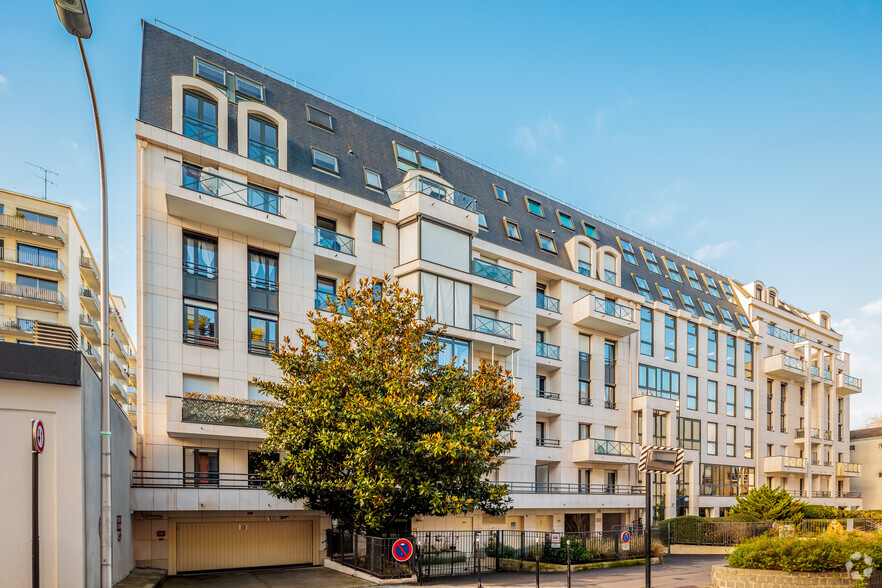 37 Rue Adam Ledoux, Courbevoie en venta - Foto del edificio - Imagen 3 de 6