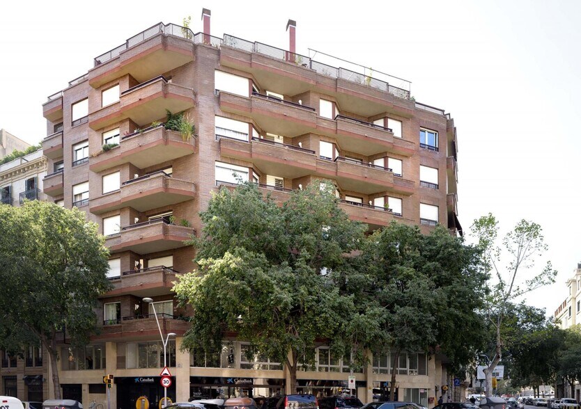 Carrer del Bruc, 29, Barcelona, Barcelona en alquiler - Foto del edificio - Imagen 3 de 5