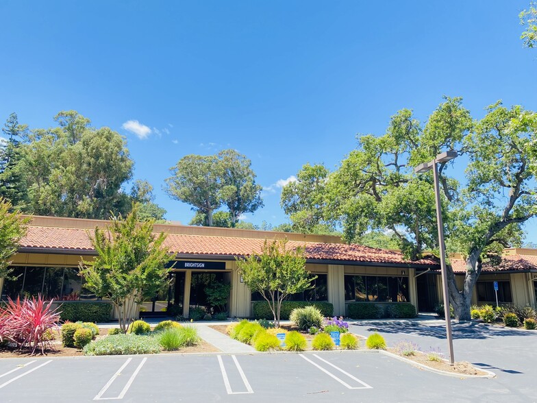 983 University Ave, Los Gatos, CA en alquiler - Foto del edificio - Imagen 3 de 27