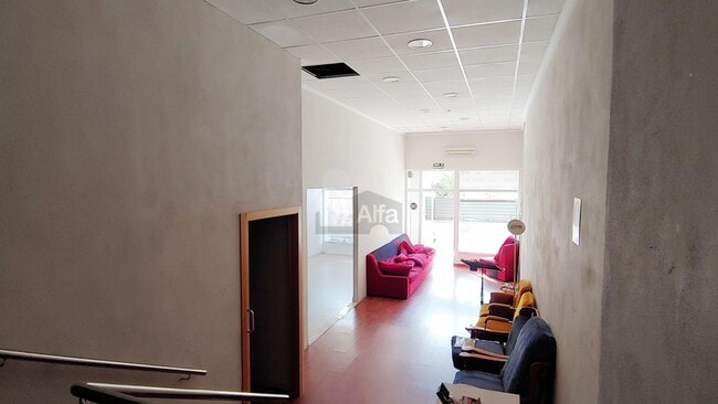 Más detalles de Carrer 29, 7, Paterna - Local en alquiler
