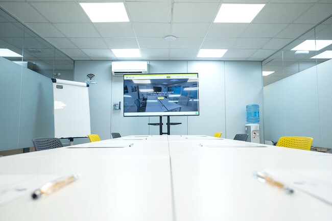 Más detalles de Calle De Campezo, 3, Madrid - Coworking en alquiler