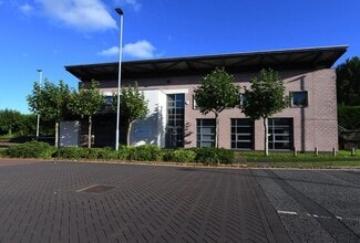 Más detalles de 120 Lakeside Dr, Warrington - Oficina en alquiler