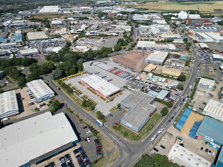 14 Fengate, Peterborough en alquiler - Foto del edificio - Imagen 3 de 4