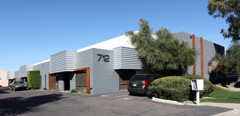 712 S Hacienda Dr, Tempe, AZ en alquiler - Foto del edificio - Imagen 3 de 5