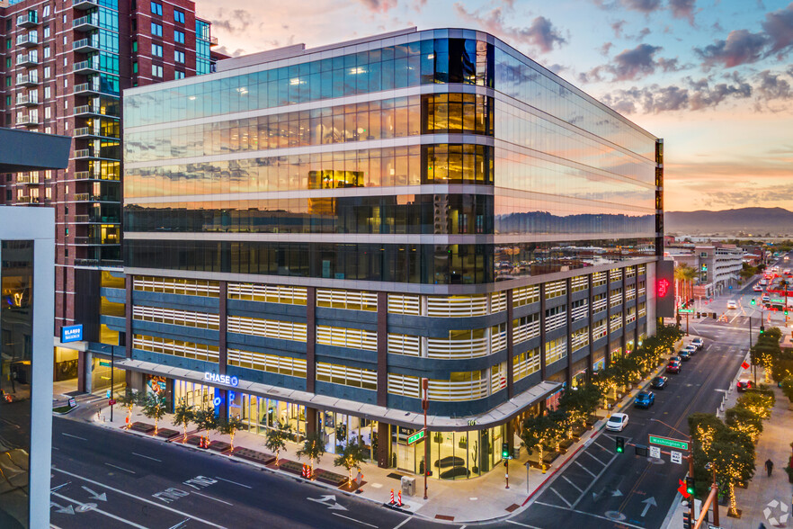 101 E Washington St, Phoenix, AZ en alquiler - Foto del edificio - Imagen 1 de 22