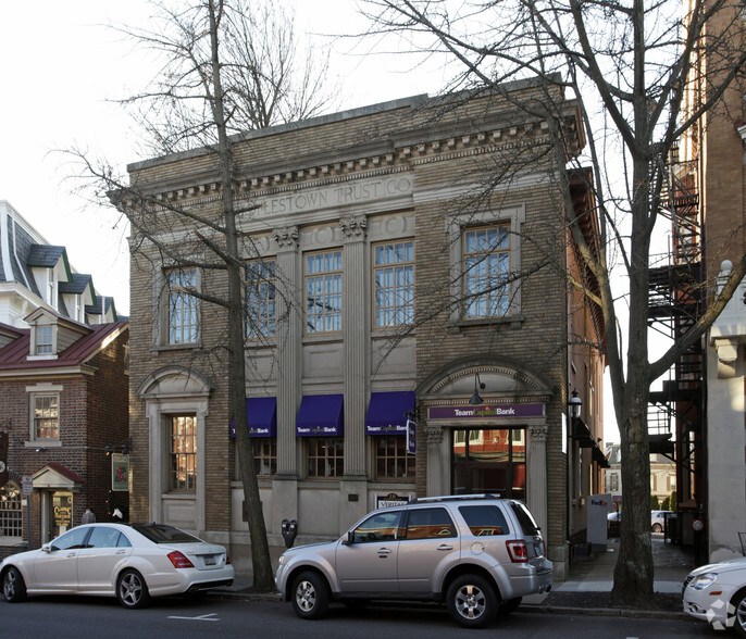 18 N Main St, Doylestown, PA en alquiler - Foto del edificio - Imagen 3 de 6