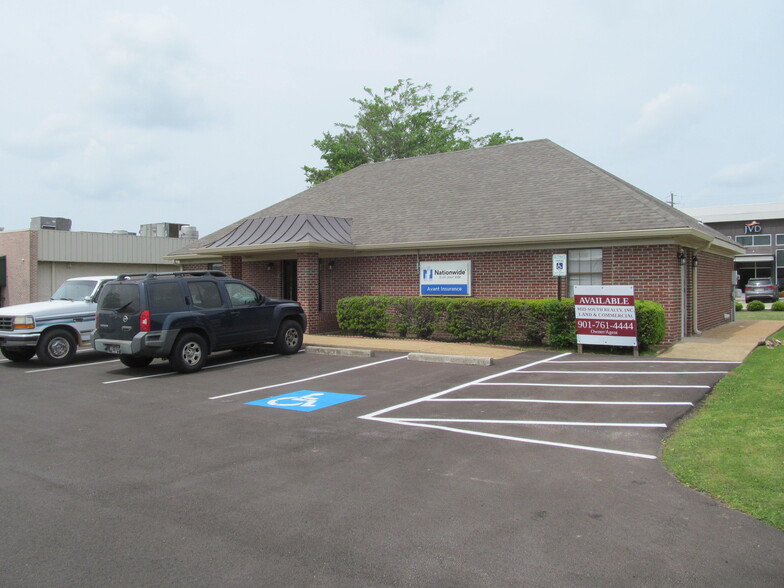 212 Goodman Rd E, Southaven, MS en alquiler - Foto del edificio - Imagen 1 de 9