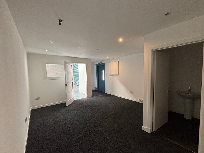 Cubitt Ct, Bellshill en alquiler - Foto del edificio - Imagen 2 de 5