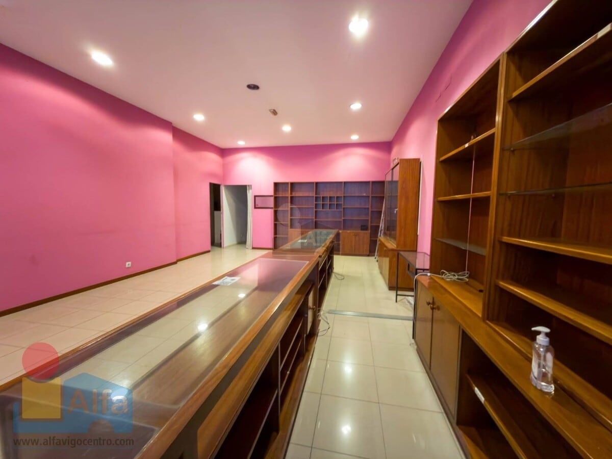 Vigo, PON 36203 - Unidad 01 - - Foto del interior - Image 2 of 10