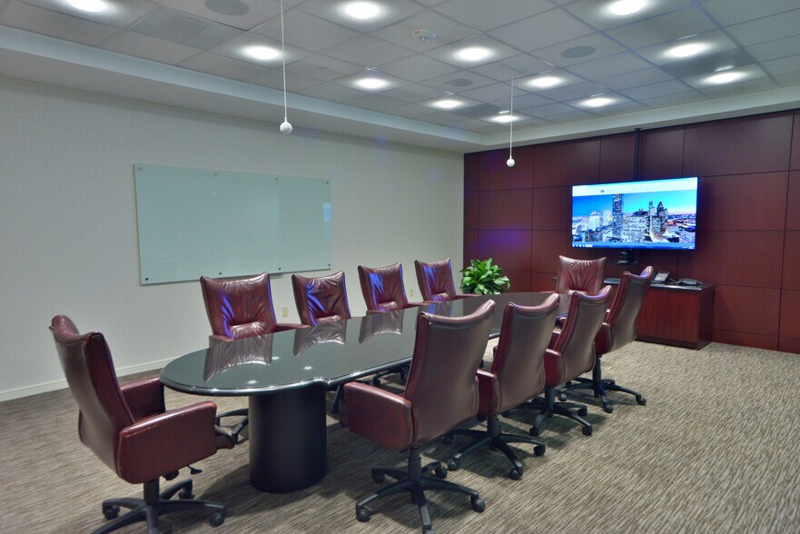 10375 Richmond Ave, Houston, TX en alquiler - Foto del interior - Imagen 3 de 14