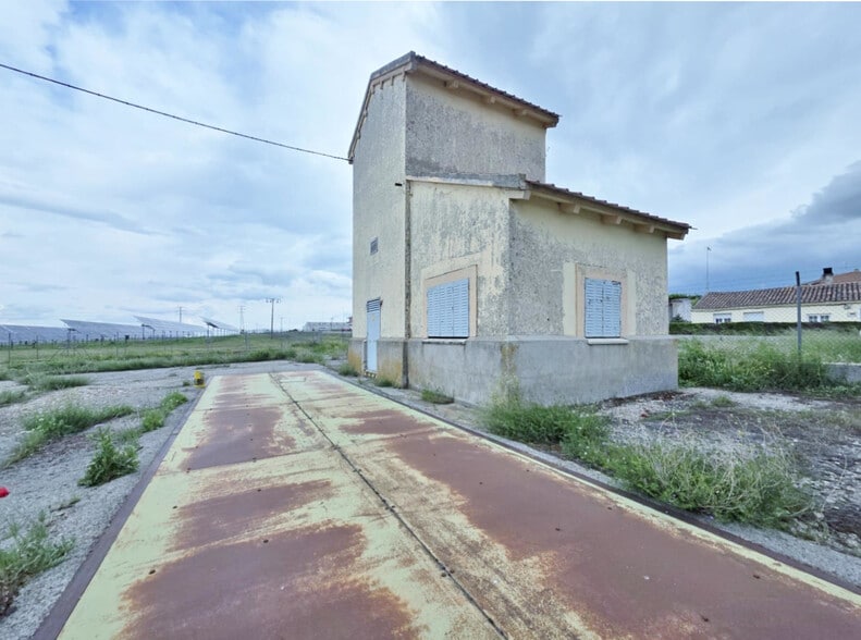 Nave en Fontiveros, Ávila en venta - Foto del edificio - Imagen 3 de 25
