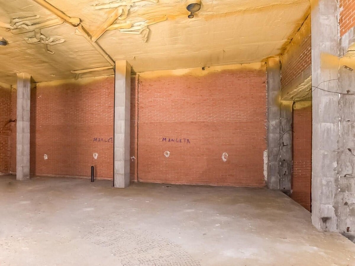 Calle los Nardos, 129, Alcorcón, MAD 28925 - - - Foto del interior - Image 1 of 4