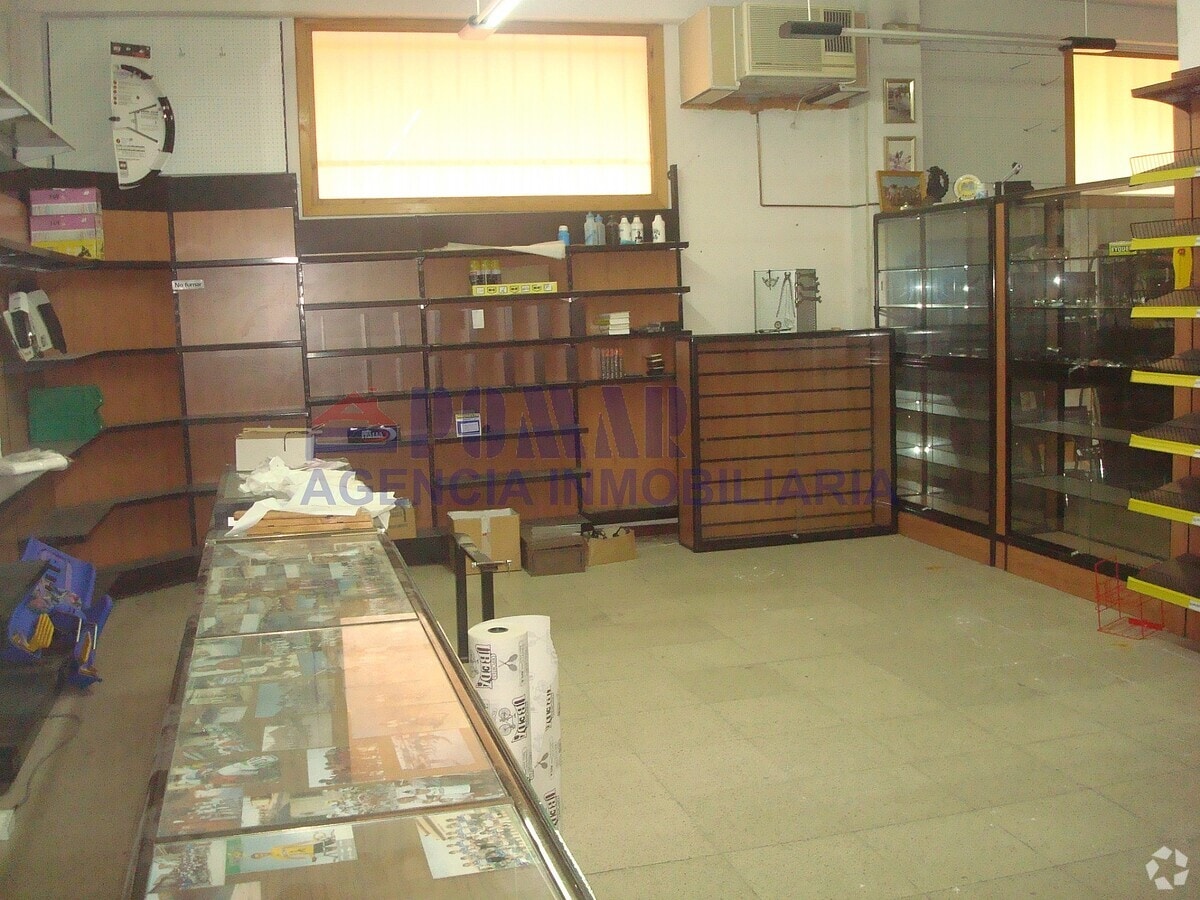 Calle Soria, 18, Ávila, AVI 05003 - Unidad Puerta L2, Esc. 1 - - Foto del interior - Image 1 of 7