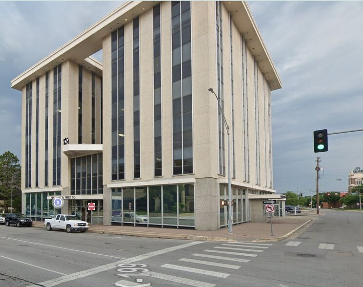 301 W Main St, Ardmore, OK en venta - Foto del edificio - Imagen 1 de 3