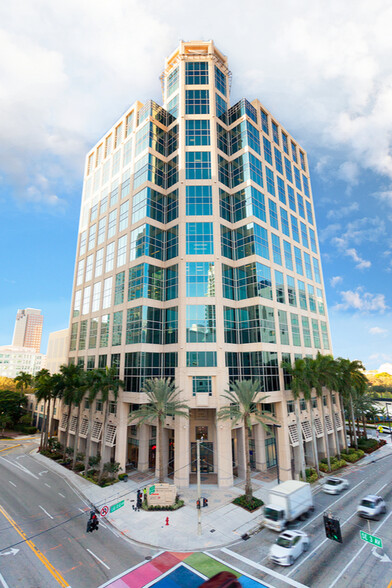 200 E Las Olas Blvd, Fort Lauderdale, FL en alquiler - Foto del edificio - Imagen 1 de 10