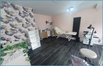401-403 Bradford Rd, Huddersfield en alquiler Foto del interior- Imagen 2 de 2