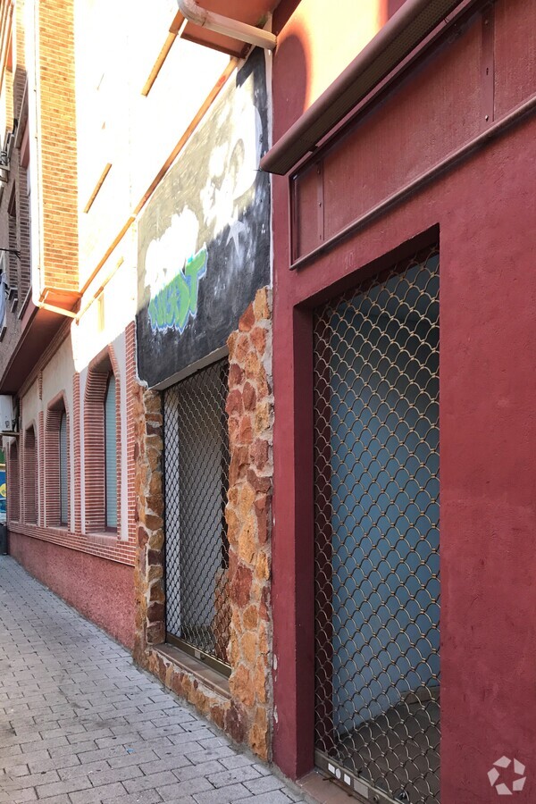 Calle Postas, 2, Azuqueca de Henares, GUA 19200 - Unidad Puerta L5 -  - Foto del interior - Image 1 of 2