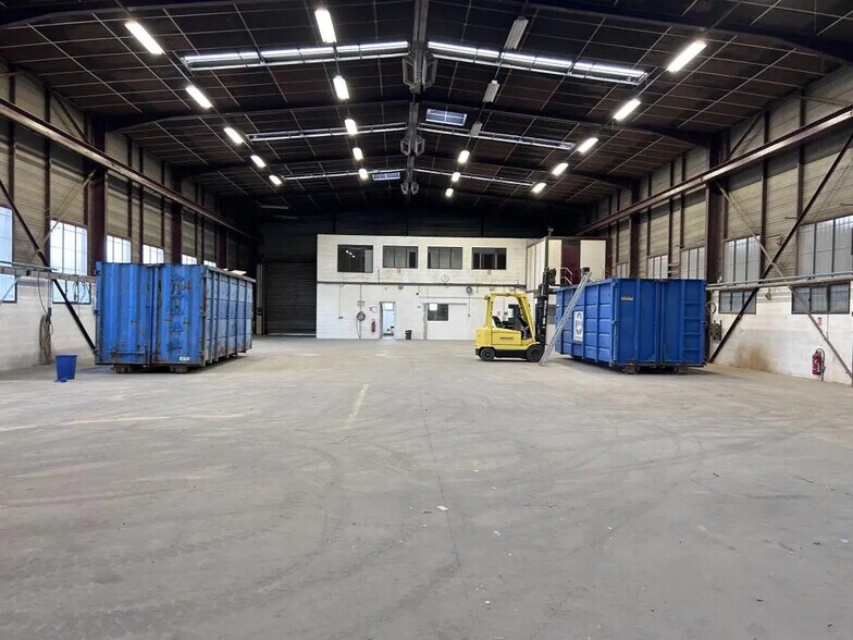 15 Rue Ampère, Chassieu en alquiler - Foto del edificio - Imagen 3 de 10