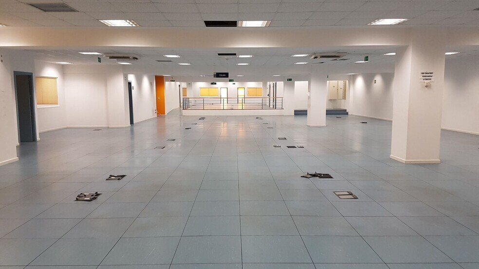 Oficina en SEVILLA en alquiler - Foto del edificio - Imagen 3 de 10