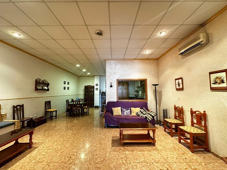 Local en Carlet en venta - Foto del edificio - Imagen 2 de 26