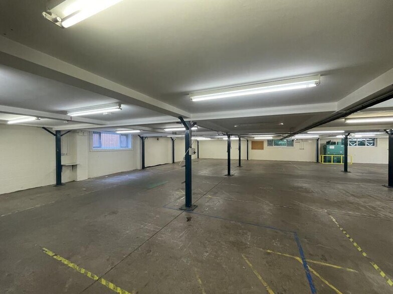 Fynney Fields, Leek en alquiler - Foto del edificio - Imagen 2 de 14