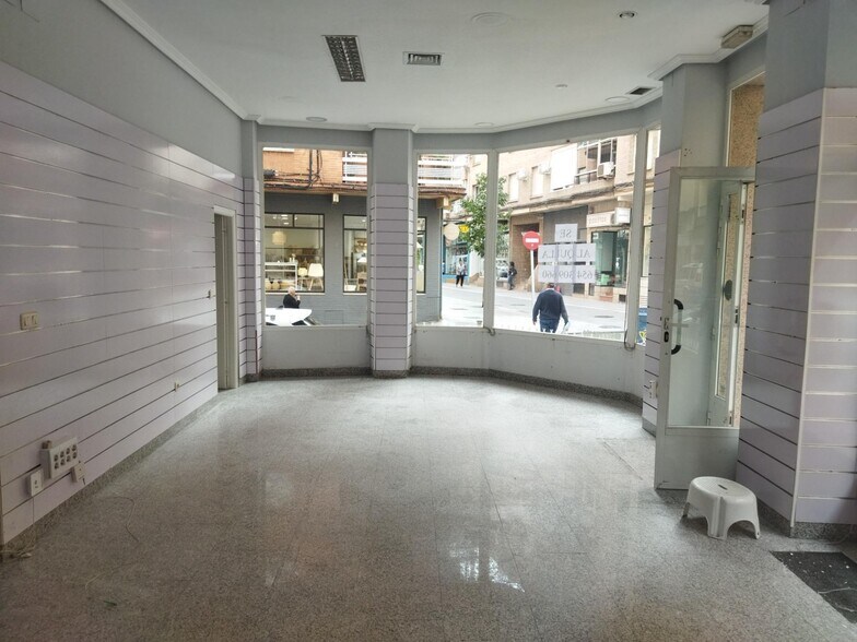Local en Cáceres, Cáceres en venta - Foto del interior - Imagen 1 de 8