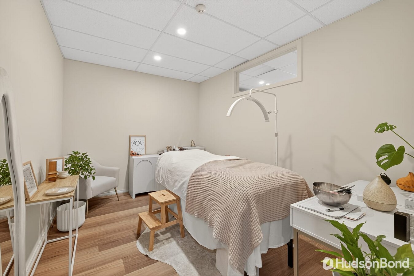 30-32 Lilydale Gr, Hawthorn East, VIC 3123 - Unidad 1 -  - Foto del interior - Image 2 of 6