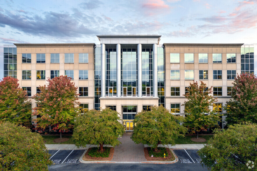 13850 Ballantyne Corporate Pl, Charlotte, NC en alquiler - Foto del edificio - Imagen 3 de 8