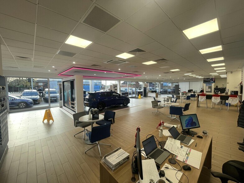 Bell Ln, Bury en venta - Foto del edificio - Imagen 2 de 4