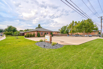 3636 NW 63rd St, Oklahoma City, OK en alquiler Foto del edificio- Imagen 2 de 4