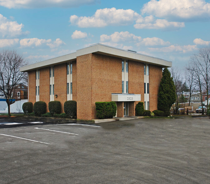 2323 Pennsylvania Ave, Wilmington, DE en alquiler - Foto del edificio - Imagen 2 de 2