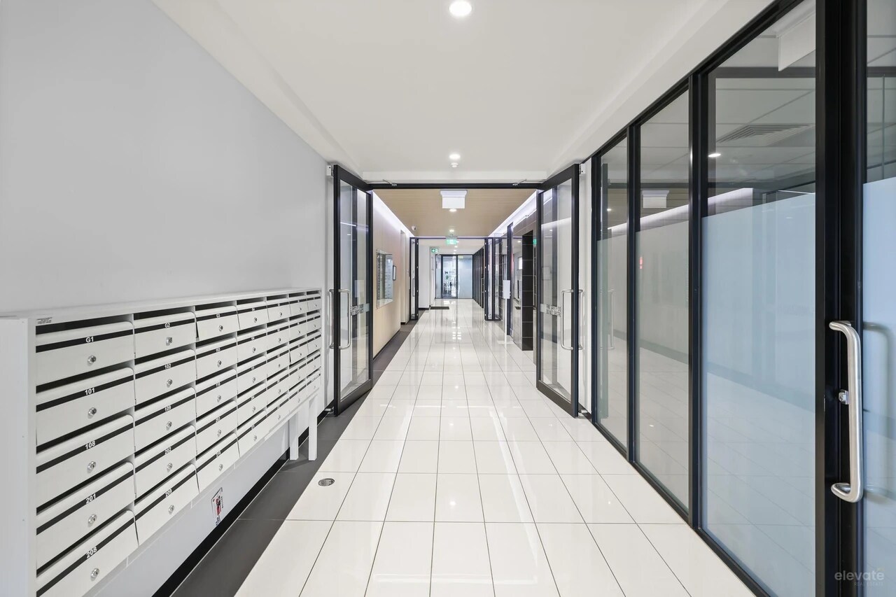 12 Corporate Drive, Heatherton, VIC 3202 - Unidad 03 -  - Foto del interior - Image 1 of 3
