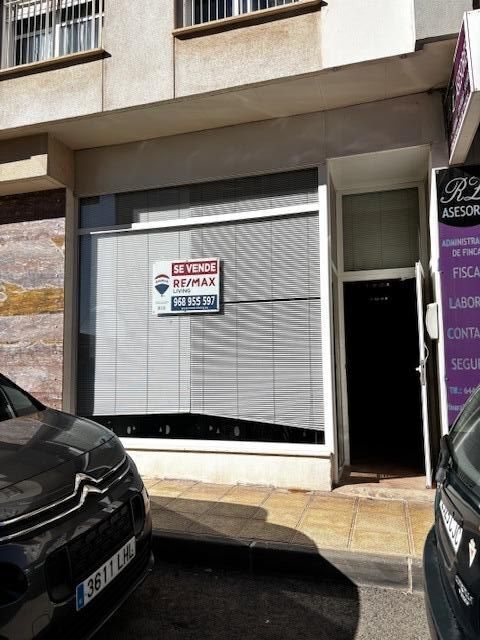 Local en Totana en venta Foto del edificio- Imagen 1 de 9