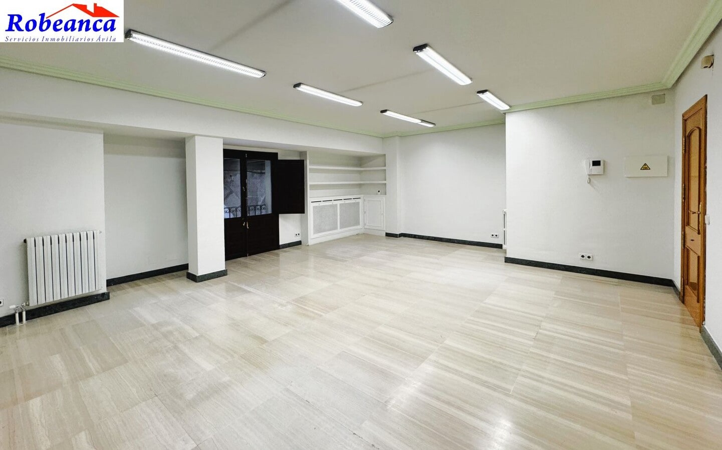 Ávila, AVI 05001 - - - Foto del interior - Image 1 of 8