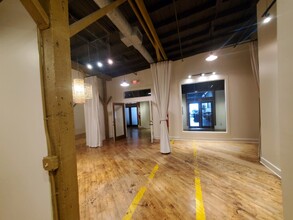 434 Houston St, Nashville, TN en alquiler Foto del interior- Imagen 2 de 7