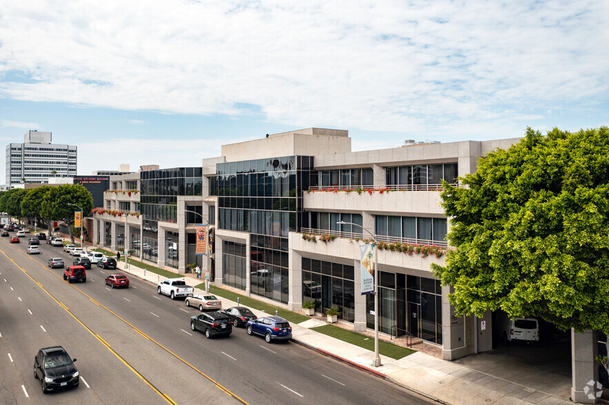 99 N La Cienega Blvd, Beverly Hills, CA en alquiler - Foto del edificio - Imagen 2 de 5