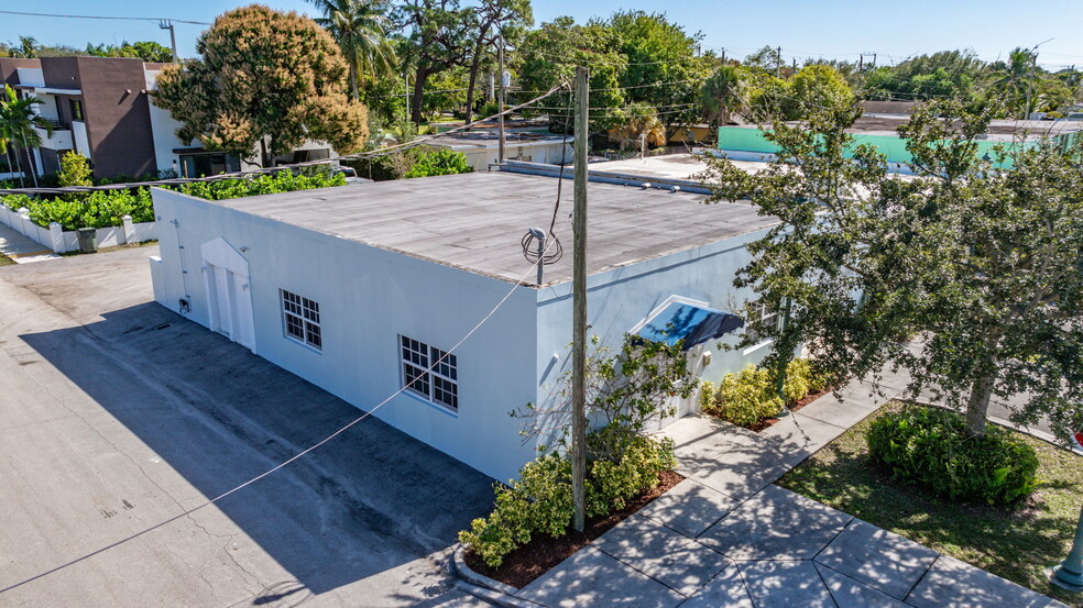 3496 NE 12th Ter, Oakland Park, FL en venta - Foto del edificio - Imagen 3 de 51