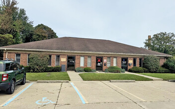 38851-38855 Harper Ave, Clinton Township, MI en alquiler Foto del edificio- Imagen 2 de 12