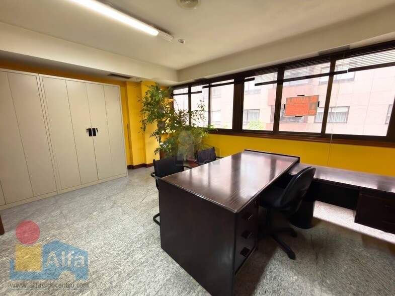 Oficina en Vigo, Pontevedra en alquiler - Foto del edificio - Imagen 2 de 2