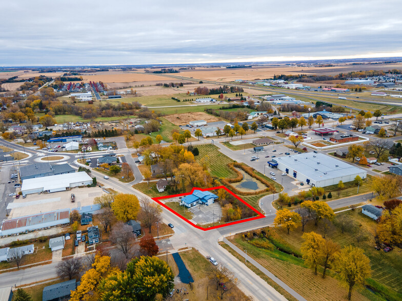 202 2nd Ave SW, Kasson, MN en venta - Foto del edificio - Imagen 3 de 37