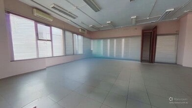 Calle de Albasanz, 14 B, Madrid, Madrid en alquiler - Vídeo de anuncio comercial 