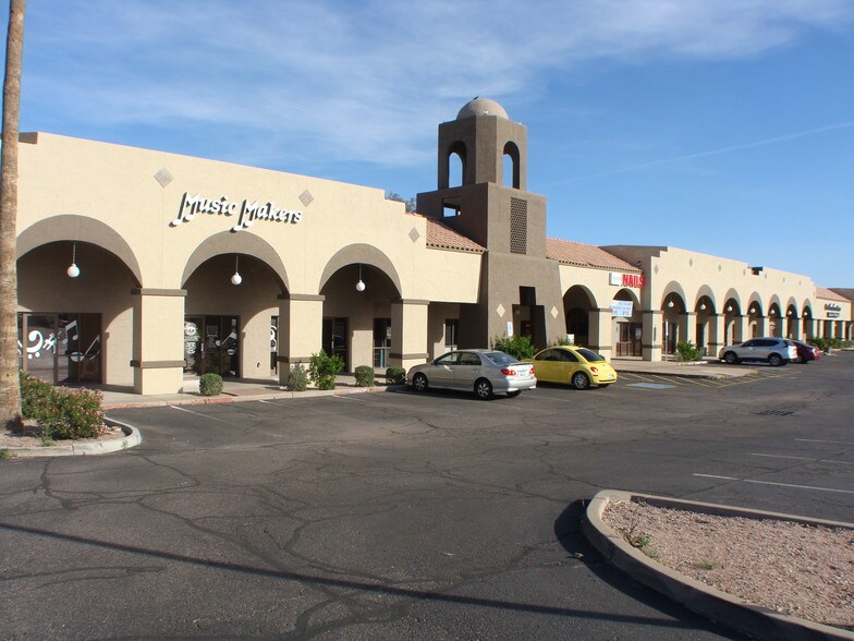 3233 E Chandler Blvd, Phoenix, AZ en alquiler - Foto del edificio - Imagen 3 de 6