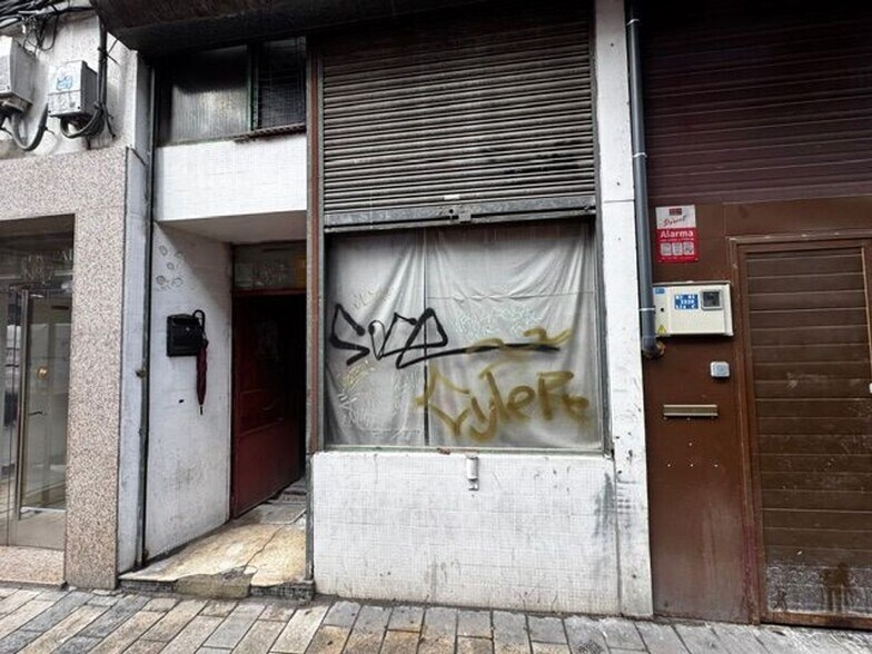 Local en Valladolid en venta - Foto del edificio - Imagen 2 de 13