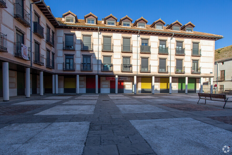 Edificios residenciales en Tielmes, Madrid en venta - Foto del edificio - Imagen 3 de 5