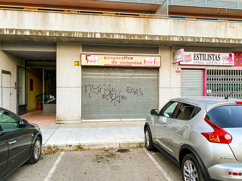 Edificio residencial en Azuqueca de Henares, Guadalajara en venta - Foto del edificio - Imagen 1 de 2