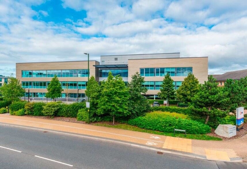 Gloucester Business Park, Gloucester en venta - Foto del edificio - Imagen 3 de 16