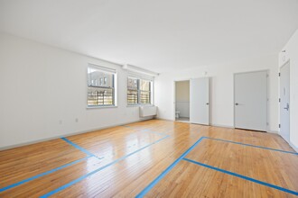 41-02 Queens Blvd, Sunnyside, NY en alquiler Foto del interior- Imagen 2 de 6